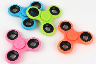 Assorted hand spinner tri fidget spinner (2)