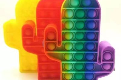 Rainbow push it pop fidget toy (1)